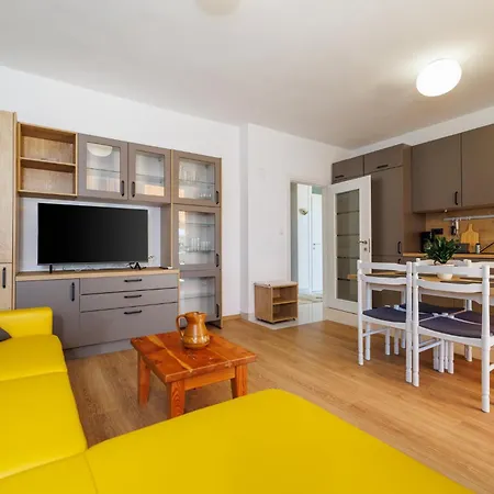 Crni Mol Crikvenica * Dramalj