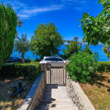 Crni Mol Crikvenica Apartmán *