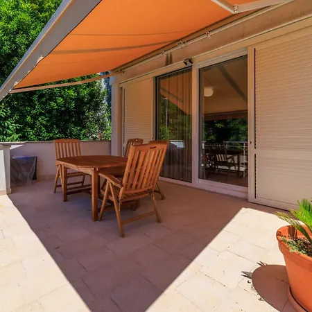 Apartament Crni Mol Crikvenica