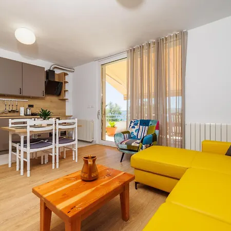 Crni Mol Apartament *
